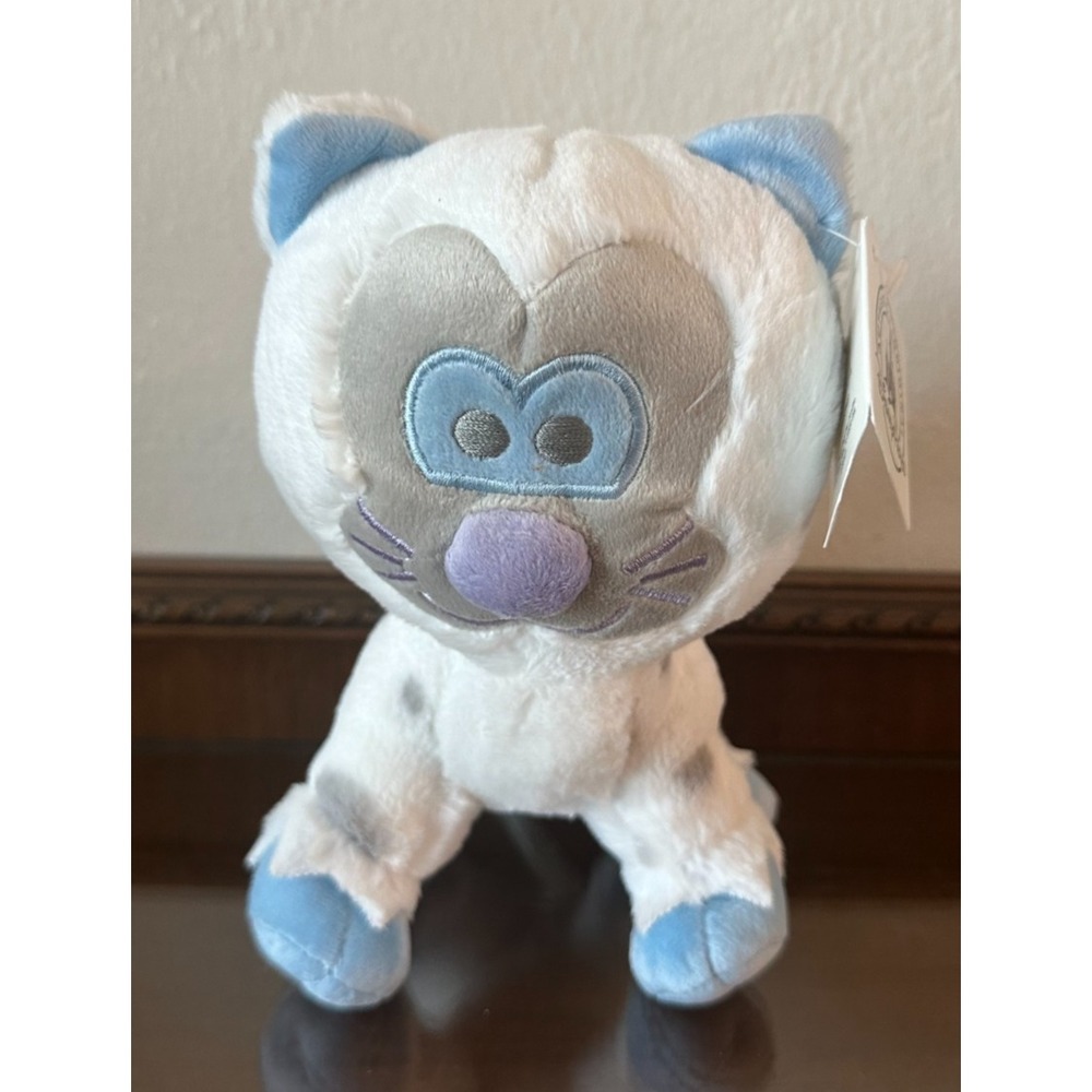 Disney Parks Expedition Everest Yeti Snow Leopard 8 inch Plushโ Toy White Cat